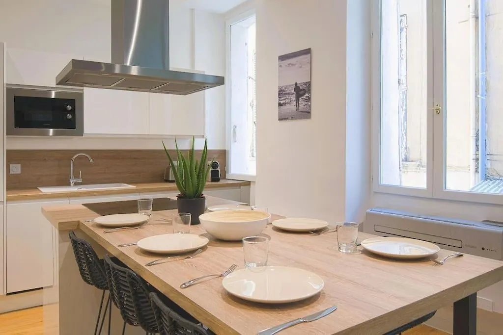 Apartment Spacious T2 Near The Halles And The Harbour Toulon
