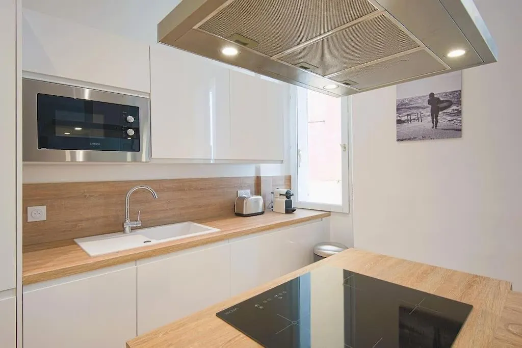 Spacious T2 Near The Halles And The Harbour Tolone Francia
