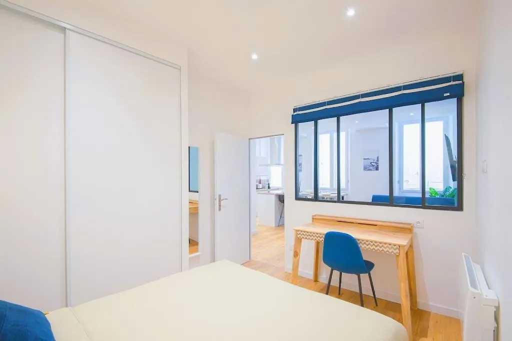 Spacious T2 Near The Halles And The Harbour Tolone